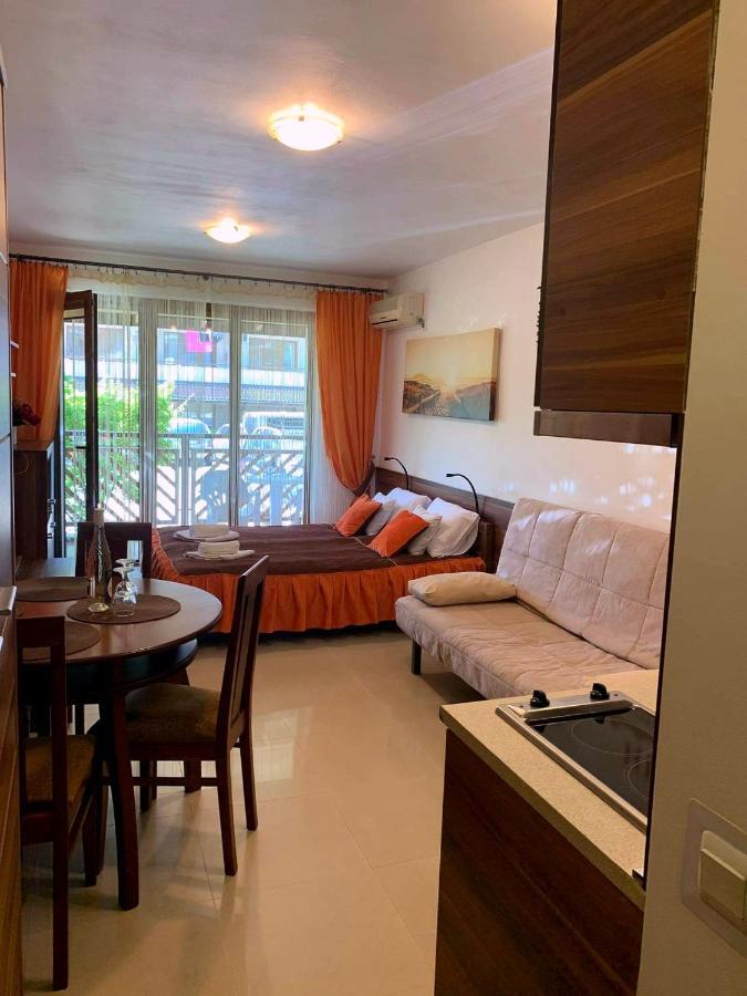 شقة Studio De Lux بريمورسكو المظهر الخارجي الصورة